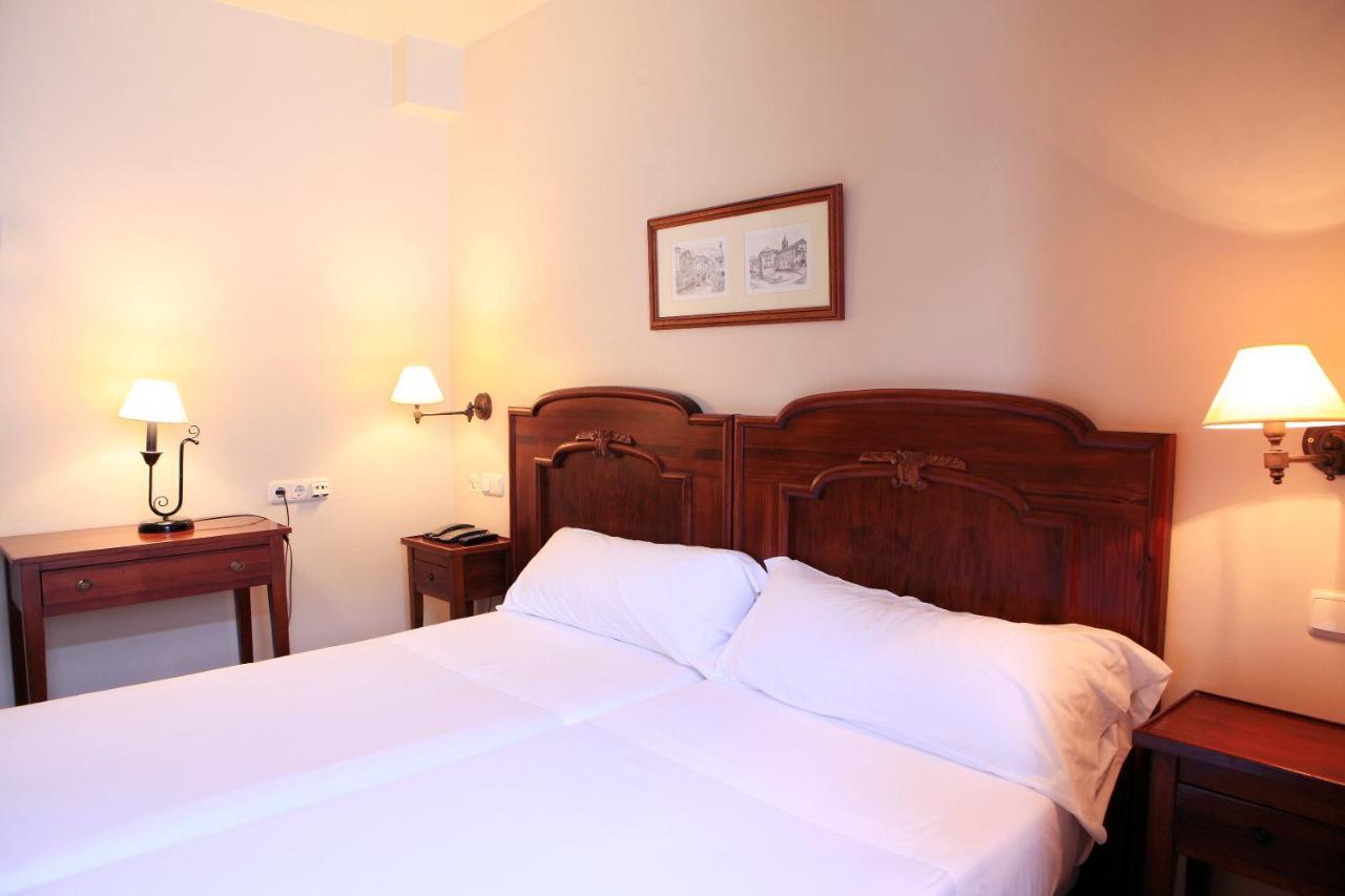 Hostal Antxitonea Elizondo Ngoại thất bức ảnh