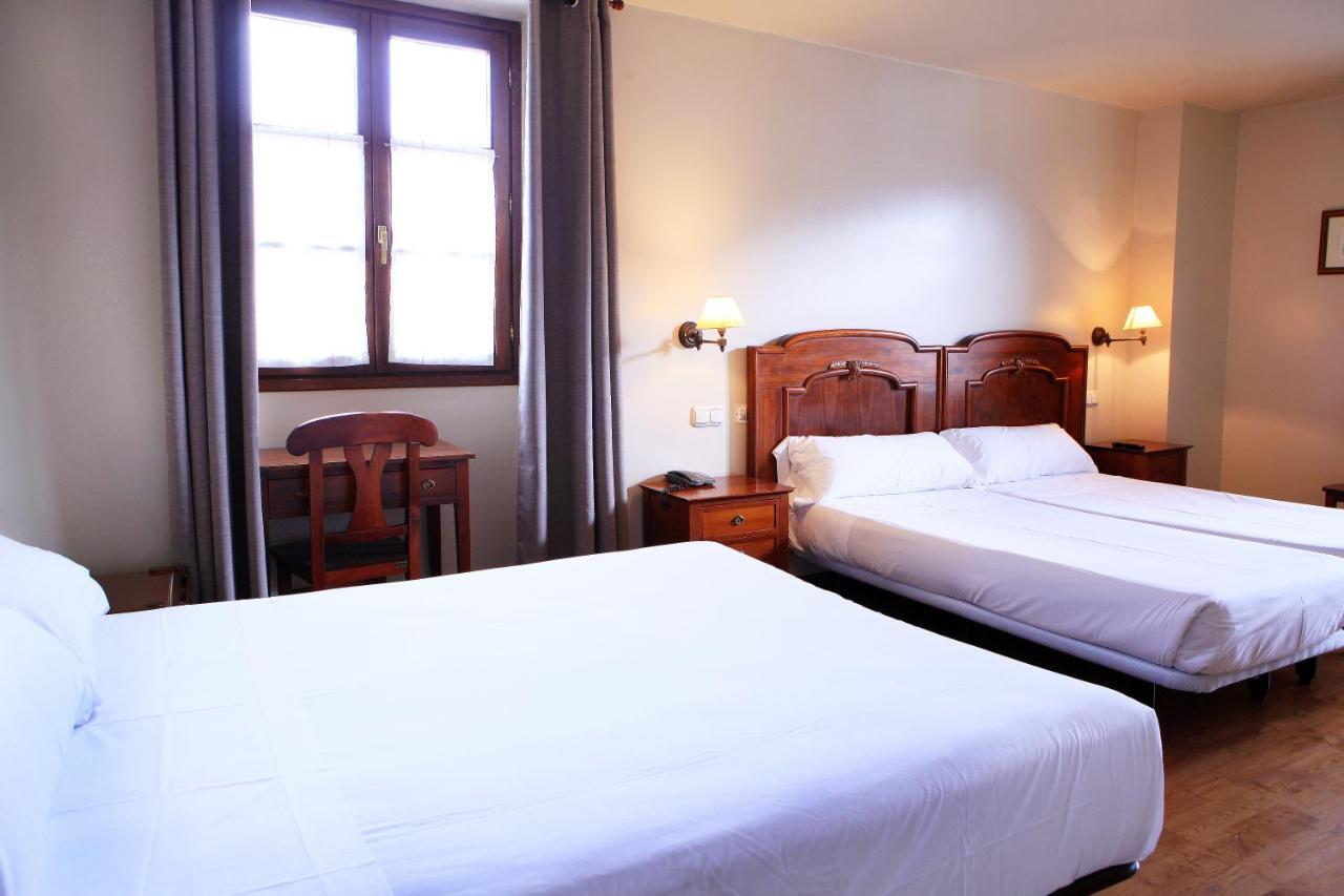 Hostal Antxitonea Elizondo Ngoại thất bức ảnh